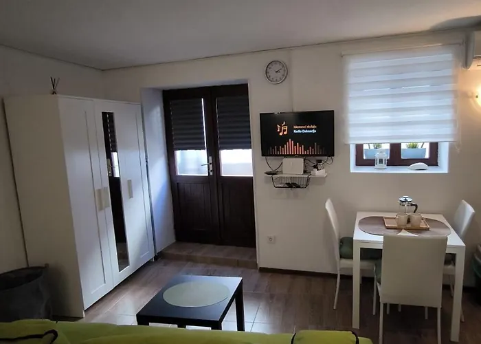 Studio Apartman Nona Angela-Valun